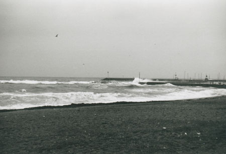 Tempête sur la plage des bretons en Août 1977