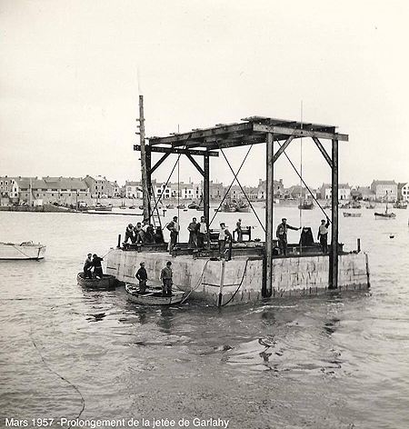 Prolongement de la jetée de garlahy