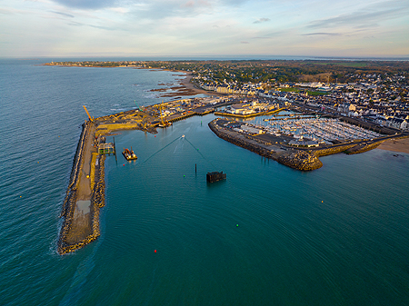 Travaux d'agrandissement du port