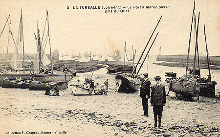 Le port à marée basse