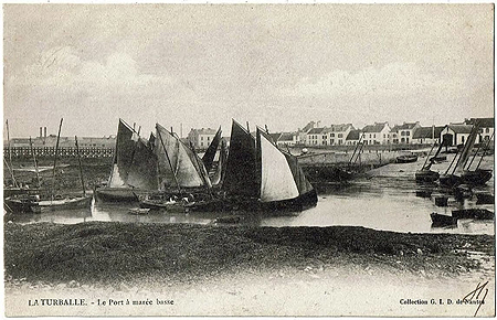 Le port à marée basse
