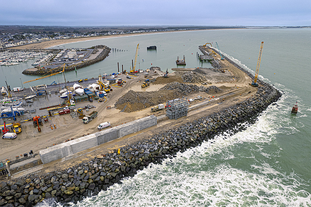 Travaux d'agrandissement du port