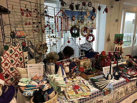 Les produits des cousettes au marche de Noël