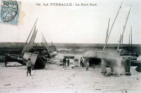 Chaloupes dans le port