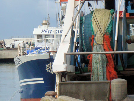 Bateaux de pêche dans le bassin de Garlahy