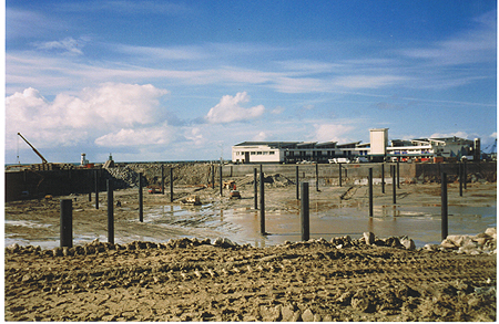 Creusement du port en 1988-1991