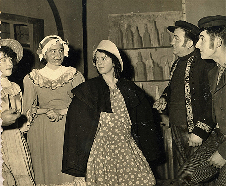 Pièce La Goualeuese