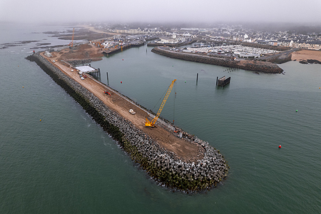 Travaux d'agrandissement du port