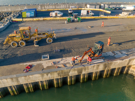 Travaux d'agrandissement du port