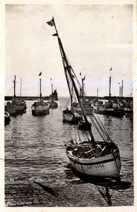 Echoué sur la cale à marino