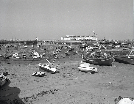 Le port du Sud à sec
