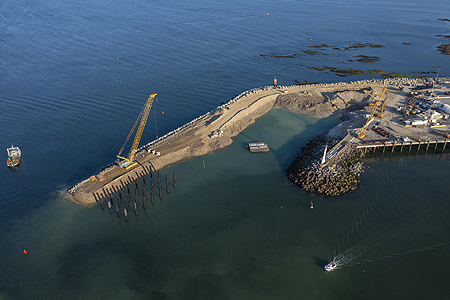 Travaux d'agrandissement du port