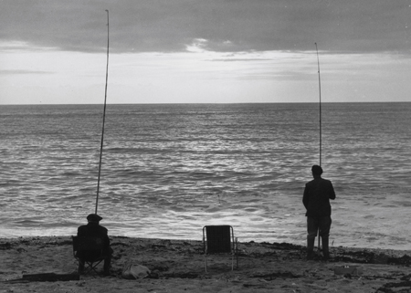 Pêche sur la plage des Bretons