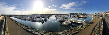 Vue panoramique du port