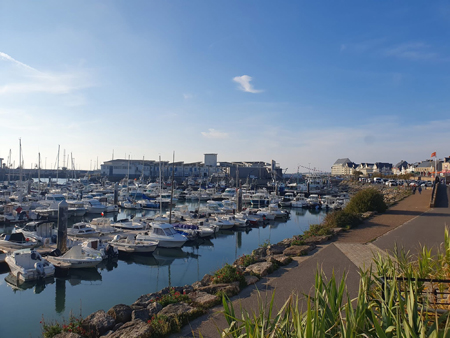 Le port des années 2000