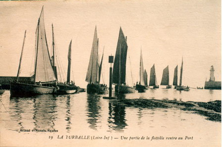 Une partie de la flotille rentre au port