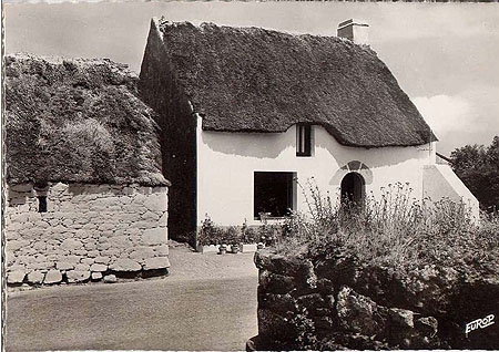 Chaumière à Trévéré