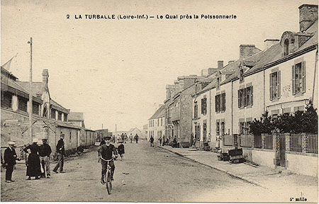 A vélo sur le Quai Saint-Pierre