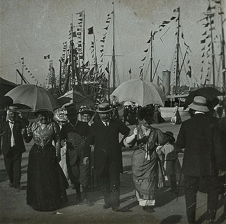 La famille Boinet en visite à Saint-Nazaire