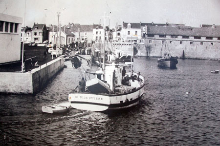 Si Dios Quiéré rentrant au port
