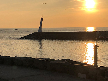 Coucher de soleil sur le phare de Garlahy