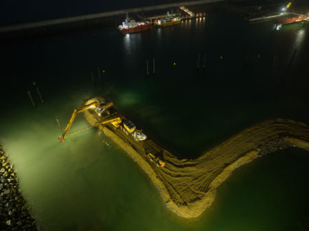 Travaux d'agrandissement du port