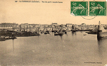 La Turballe vue du port à marée basse