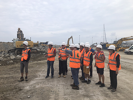 Visite du chantier du port avec Charier