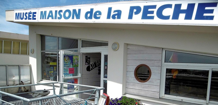 Report de l'ouverture du Musée